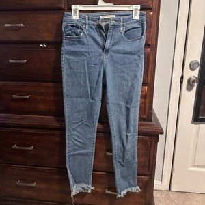 Levi 721 High Rise Skinny Jeans